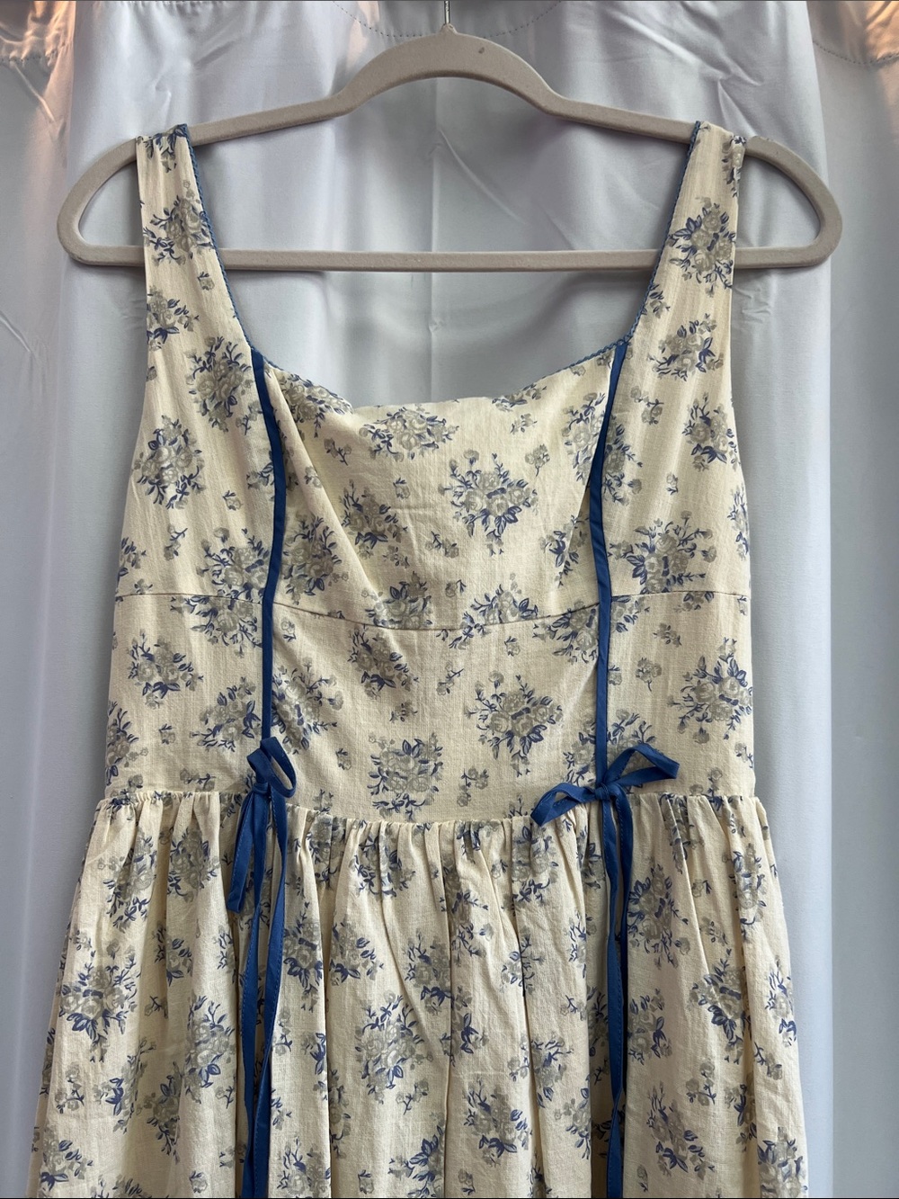 Floral Print Square Neck Contrast Pipinig Dress - Picture 12 of 16